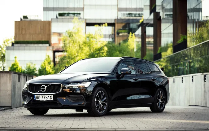 poznań Volvo V60 cena 83000 przebieg: 160000, rok produkcji 2018 z Poznań